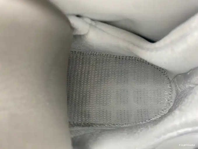 White OVO 8 Retro Jordan AA1239-135 0610